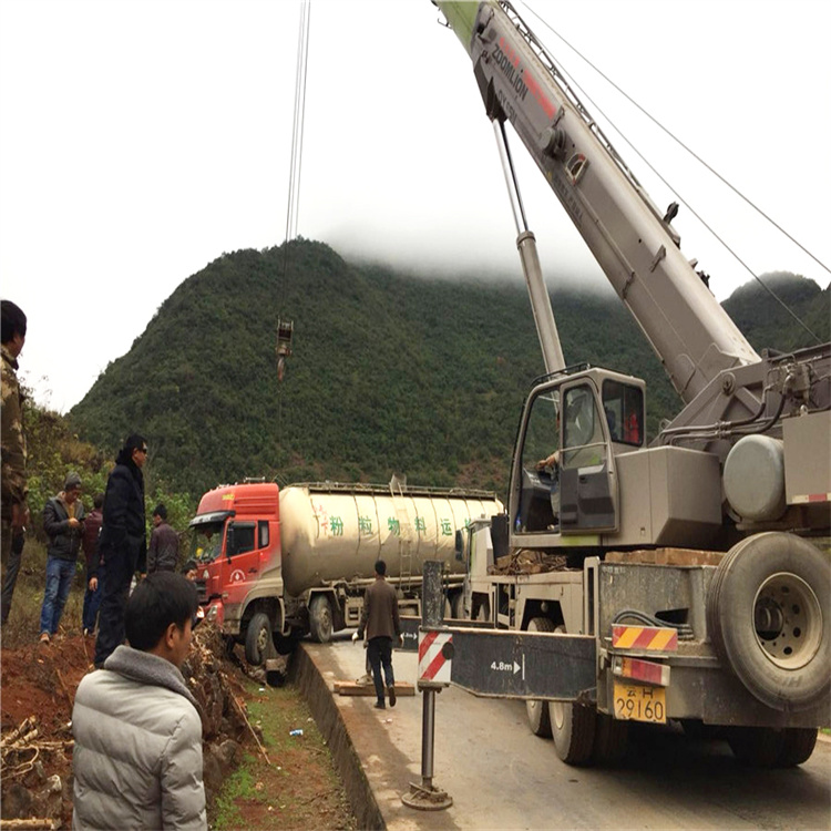 湛河吊车道路救援24小时